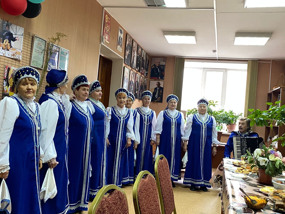 В Центре по работе с населением на Ширямова, 7 состоялся праздник в честь Дня пожилого человека