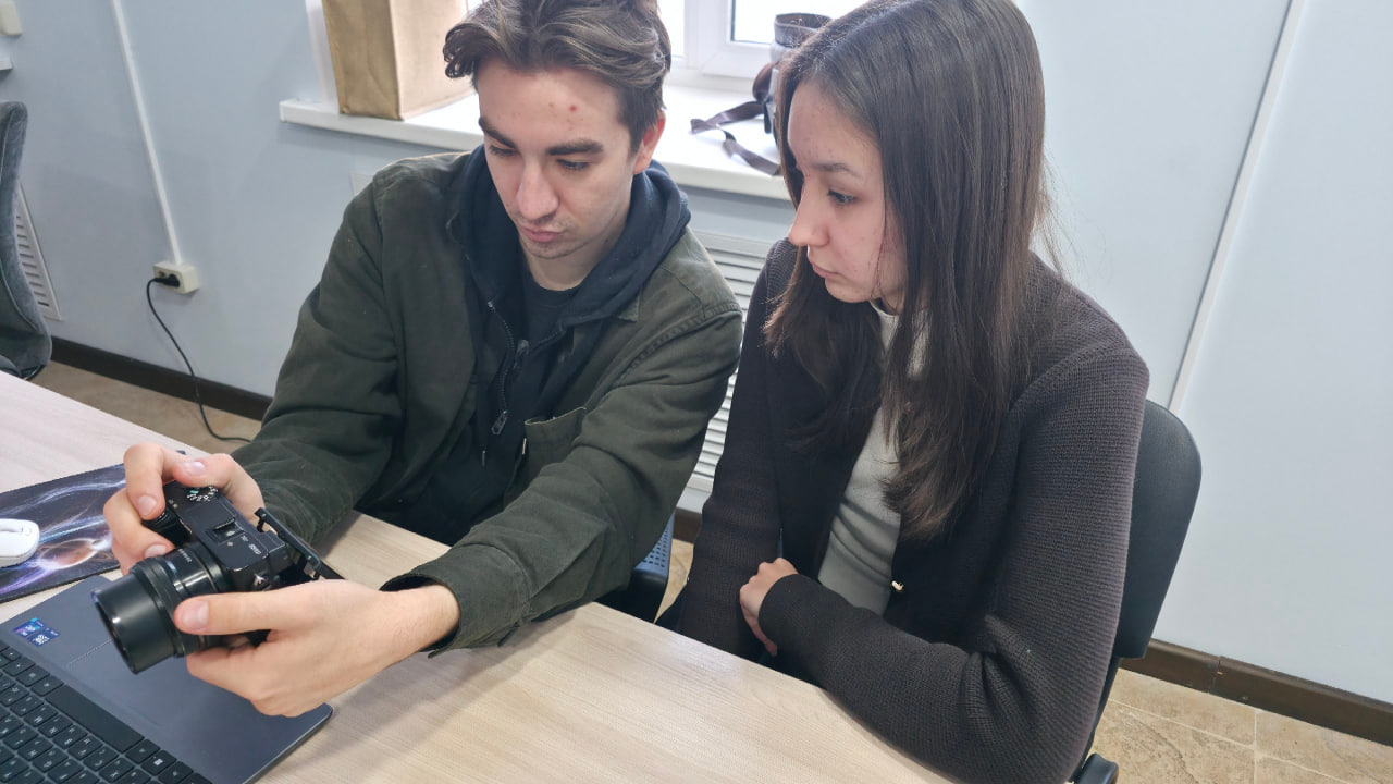 В информационно-аналитическом отделе МКУ «ГОРОД» стартовала стажировка специалистов детской медиаредакции РДДМ «Движения Первых» «ОбъективыДвижения»