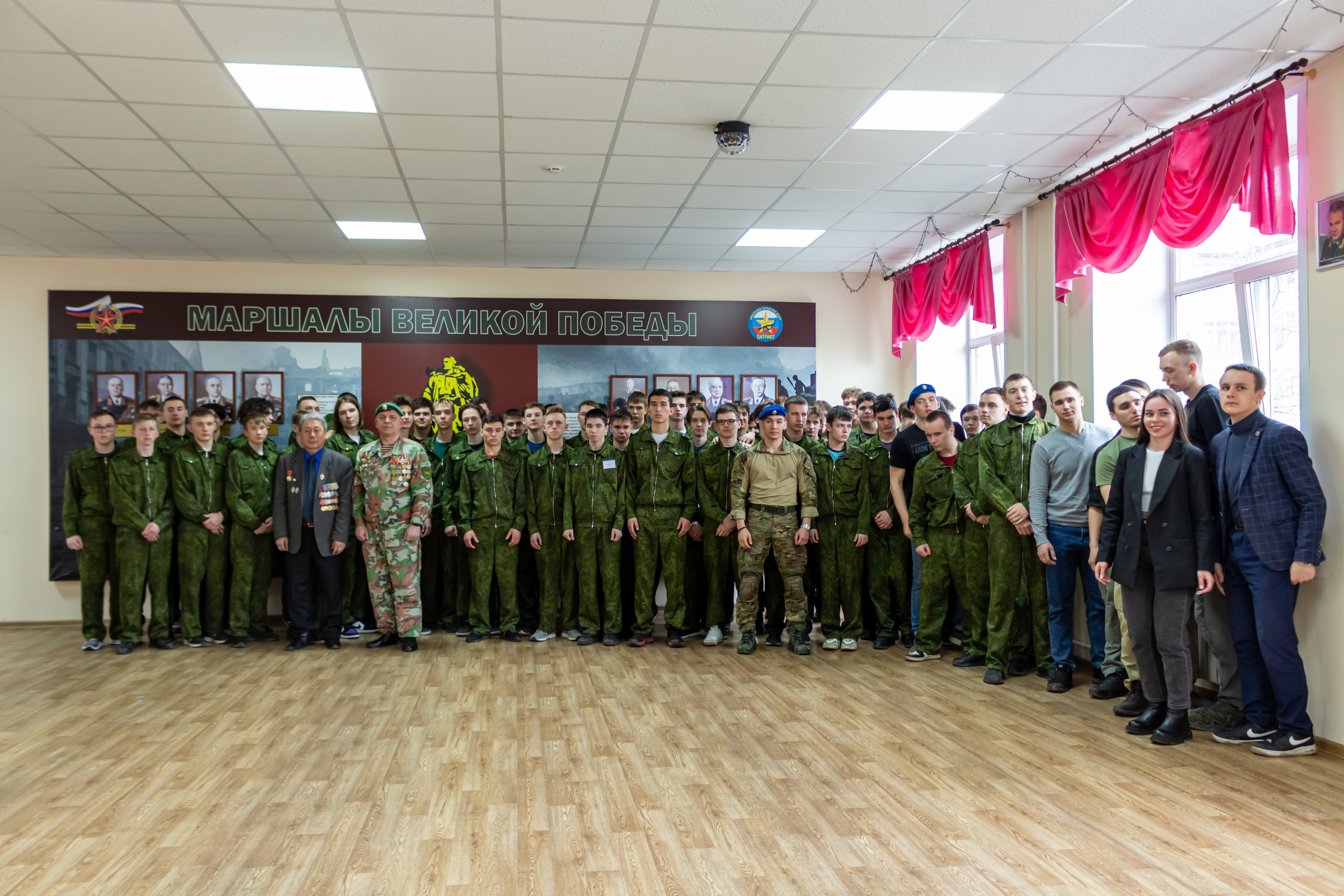 Всероссийская военно-патриотическая акция «Знание. Герои» проходит в Иркутске