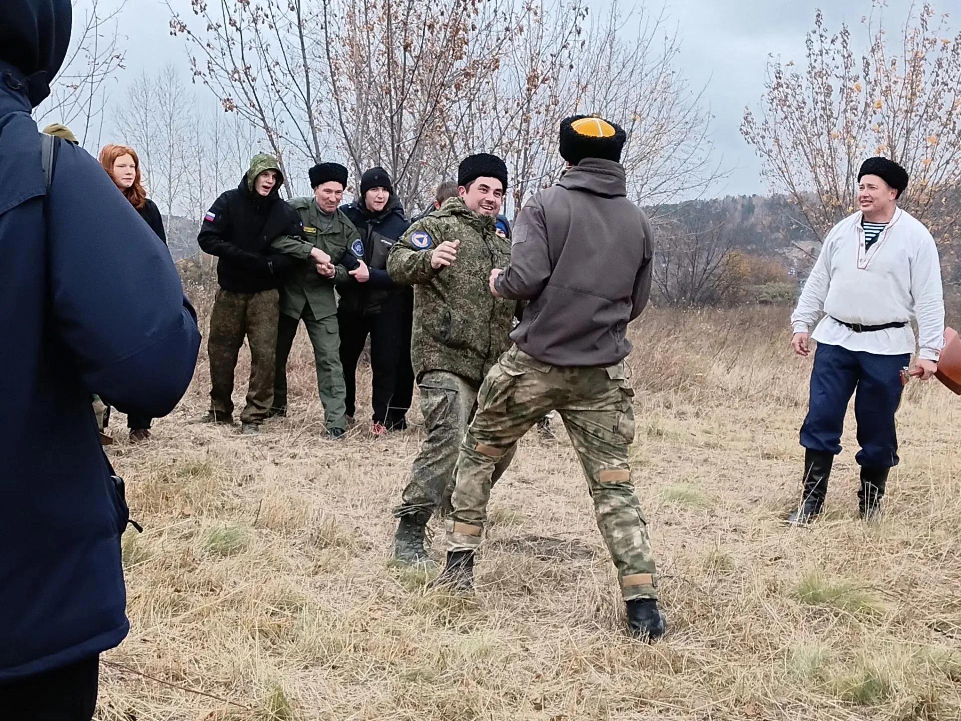  На берегу Ангары состоялся традиционный «Казачий поход»