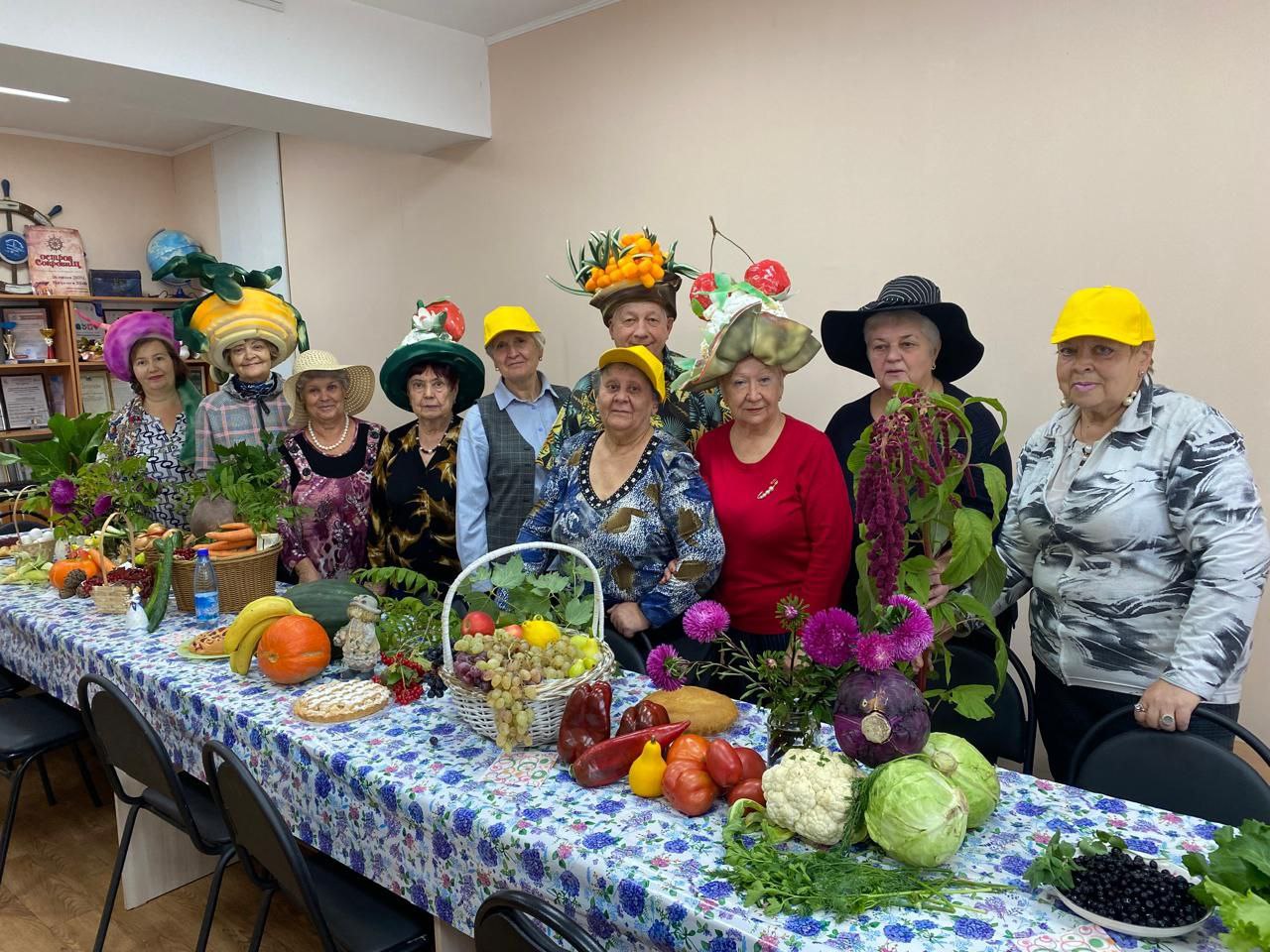 «Праздник Урожая» прошел в Центре по работе с населением и общественными объединениями на улице Байкальской, 274