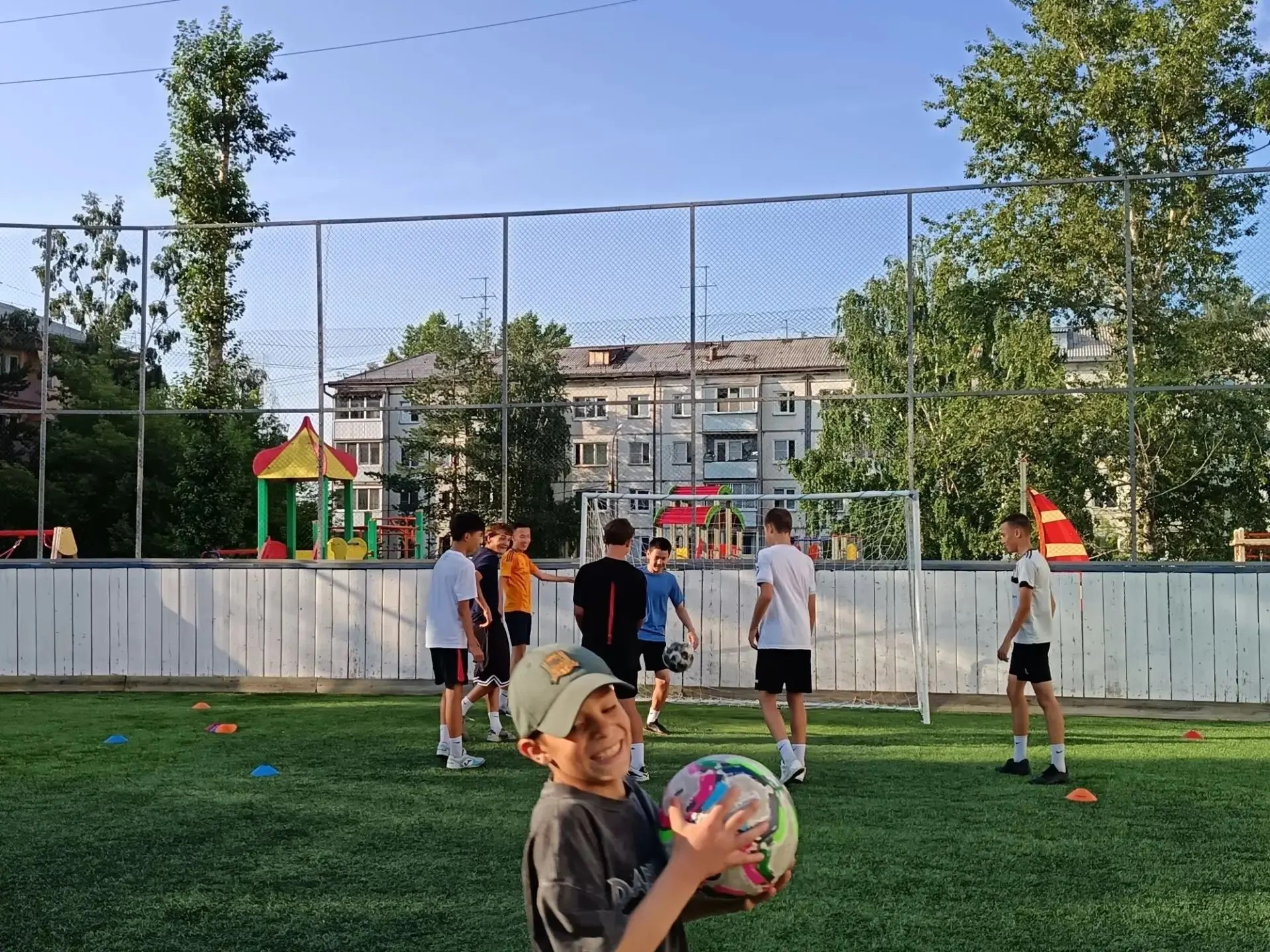 Отборочный турнир по панна-болу в честь Дня физкультурника прошел в микрорайоне Солнечный