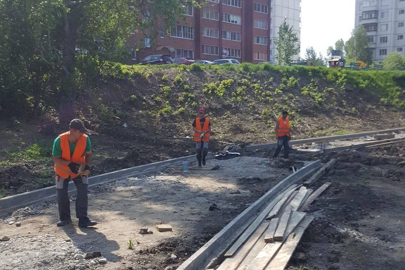 Парки и скверы начали благоустраивать в Иркутске по президентскому проекту «Формирование комфортной городской среды»