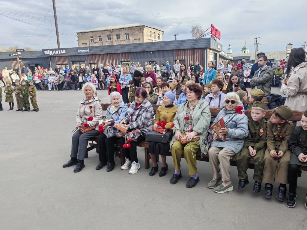 Ряд праздников, посвященных Дню Победы, прошел в Иркутске
